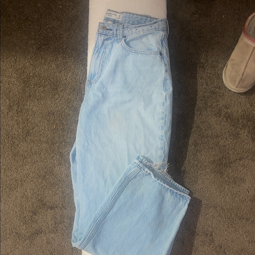 Abercrombie & Fitch Light Wash Straight Leg Jeans